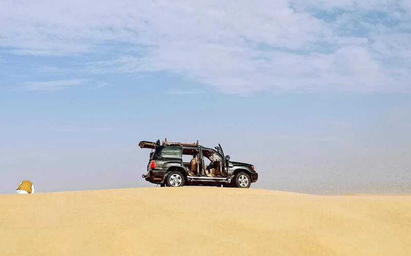 Egypt desert safari tours by deluxe travel egypt in 4x4 jeeps