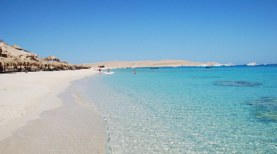the Red sea hurghada giftun islan trip