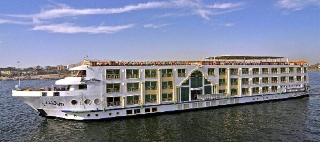 White Nile cruise ship sailing on the river between Luxor and Aswan