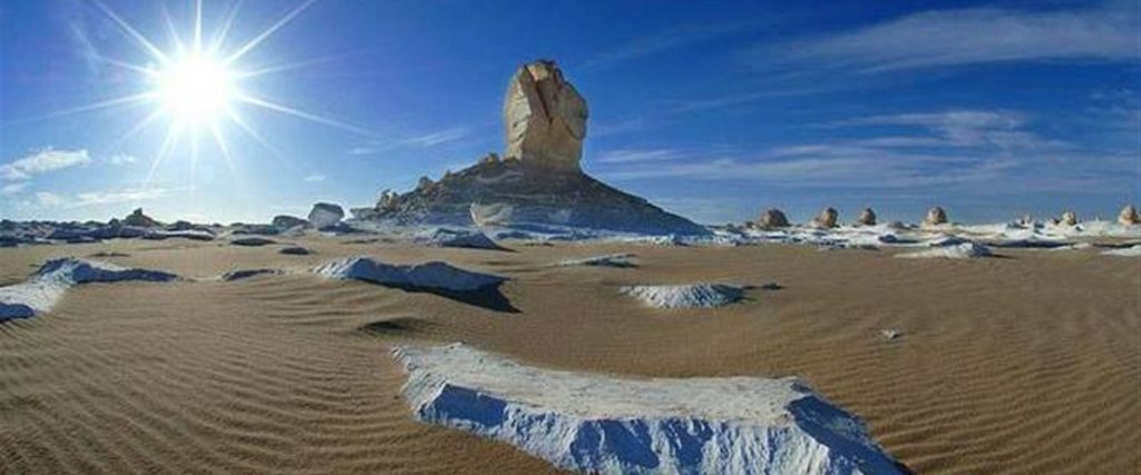 White Desert landscape with chalk rock formations, Egypt