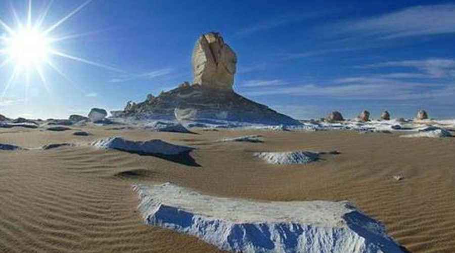 White Desert landscape with chalk rock formations, Egypt